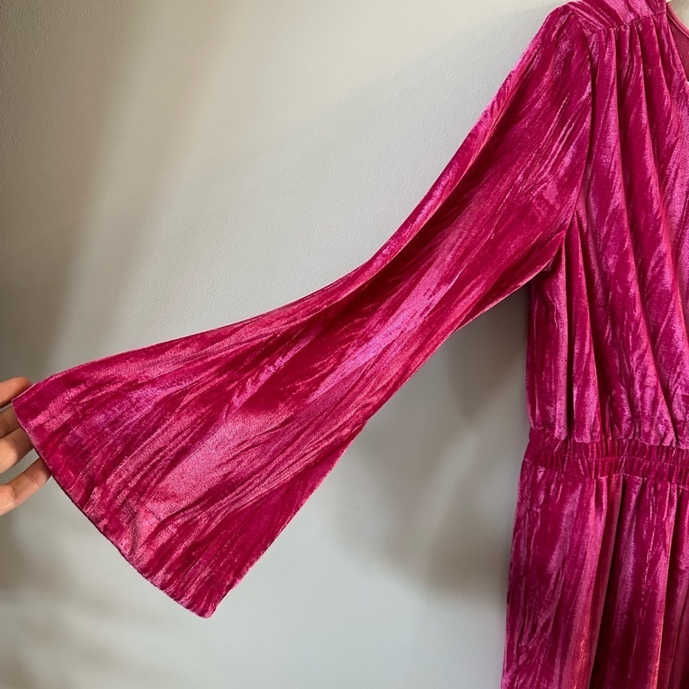 A new day- pink velour jumpsuit - Picture 4 of 4